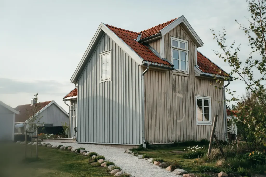 byta panel och m la tr fasad s lyfter du husets utseende och skyddar det i m nga r