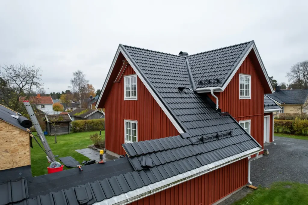 t tskikt som h ller s lyckas du med pappl ggning och takpapp p villa garage och friggebod